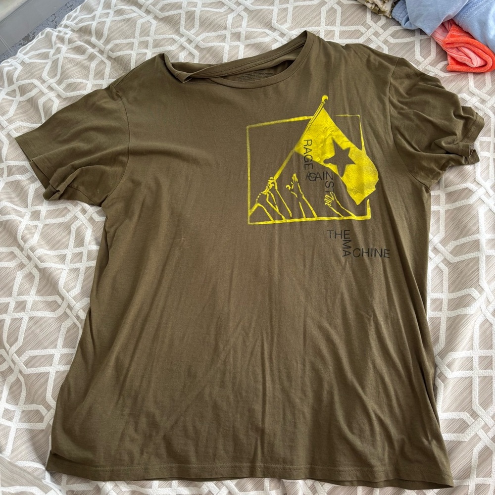 Rage Against the Machine XL merch Graphic Olive Green T-Shirt